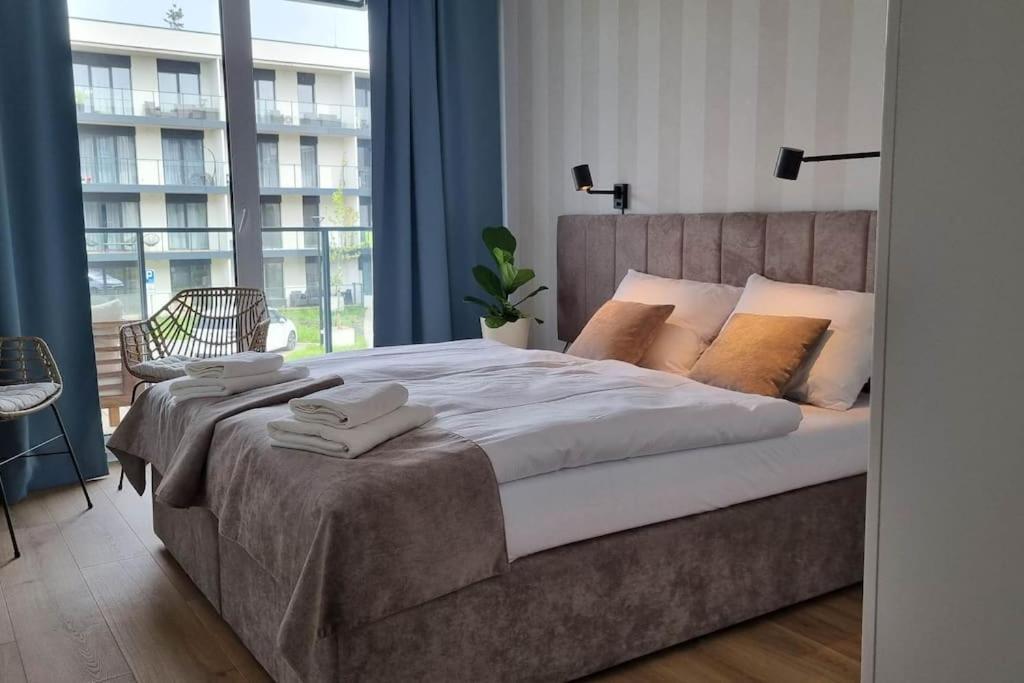Wspanialy Apartament & Spa Nad Morzem Dziwnow Bagian luar foto